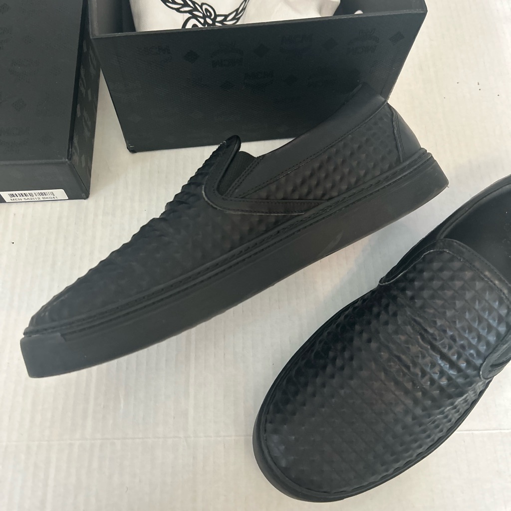 Mcm Textured Italian Leather Moccasins Slip On Shoes Size 8 Black